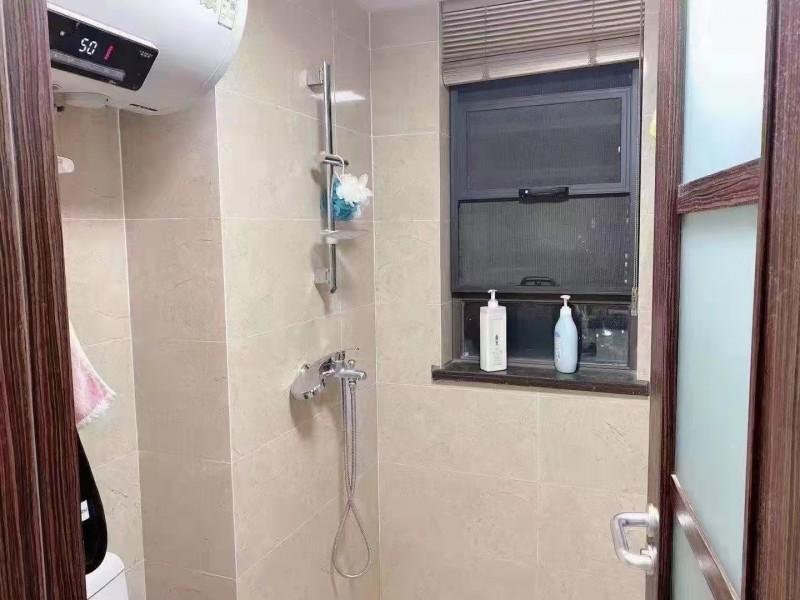 �����f�Ƴ�